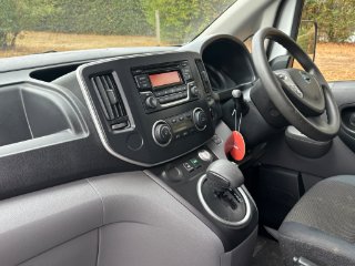 /photos/9691/24756cc2-080a-8d2d-a79b-da26e318b131_i320x240.jpg