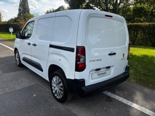 /photos/9691/3ed0e25a-894f-321f-63f0-1d619f65de31_i320x240.jpg