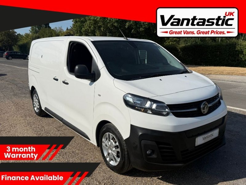 White Vauxhall Vivaro 3100 75kWh Dynamic Panel Van 5dr Electric Auto L1 H1 136 ps