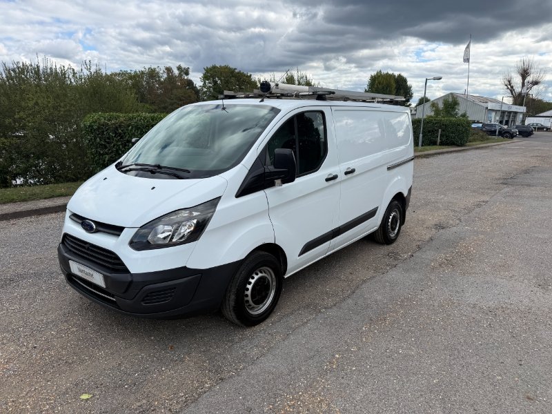 2017 Ford Transit Custom 2.0 TDCi 310 Panel Van 5dr Diesel Manual L1 H1 157 g/km 104 bhp EX BT FLEET VAN