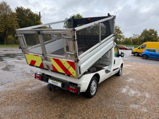 /photos/9691/9a2915e6-d3e4-4762-5532-ec96bb0cdbb1_i320x240.jpg
