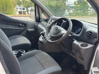 /photos/9691/9e84159a-5ea0-686e-b8a9-8e2140e75794_i320x240.jpg