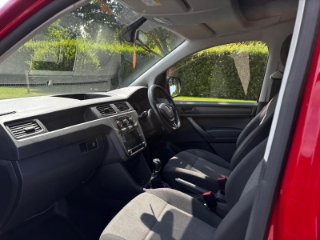 /photos/9691/b84e768a-d1d2-2e78-bc33-afe081b02f79_i320x240.jpg