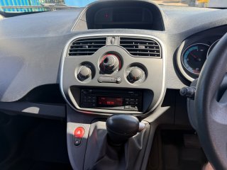 /photos/9691/ccd9c7e3-0202-3cd4-52bb-7d39f8f7ae1b_i320x240.jpg