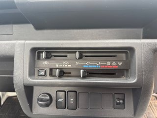 /photos/9691/db8c9e24-98c0-569e-f0e4-74d958d698f5_i320x240.jpg